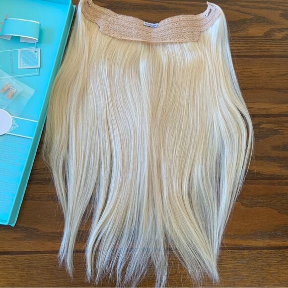 Halo Couture Halo Hair Extensions 18 inches Layered #60 Platinum Blonde Halo - Picture 11 of 16